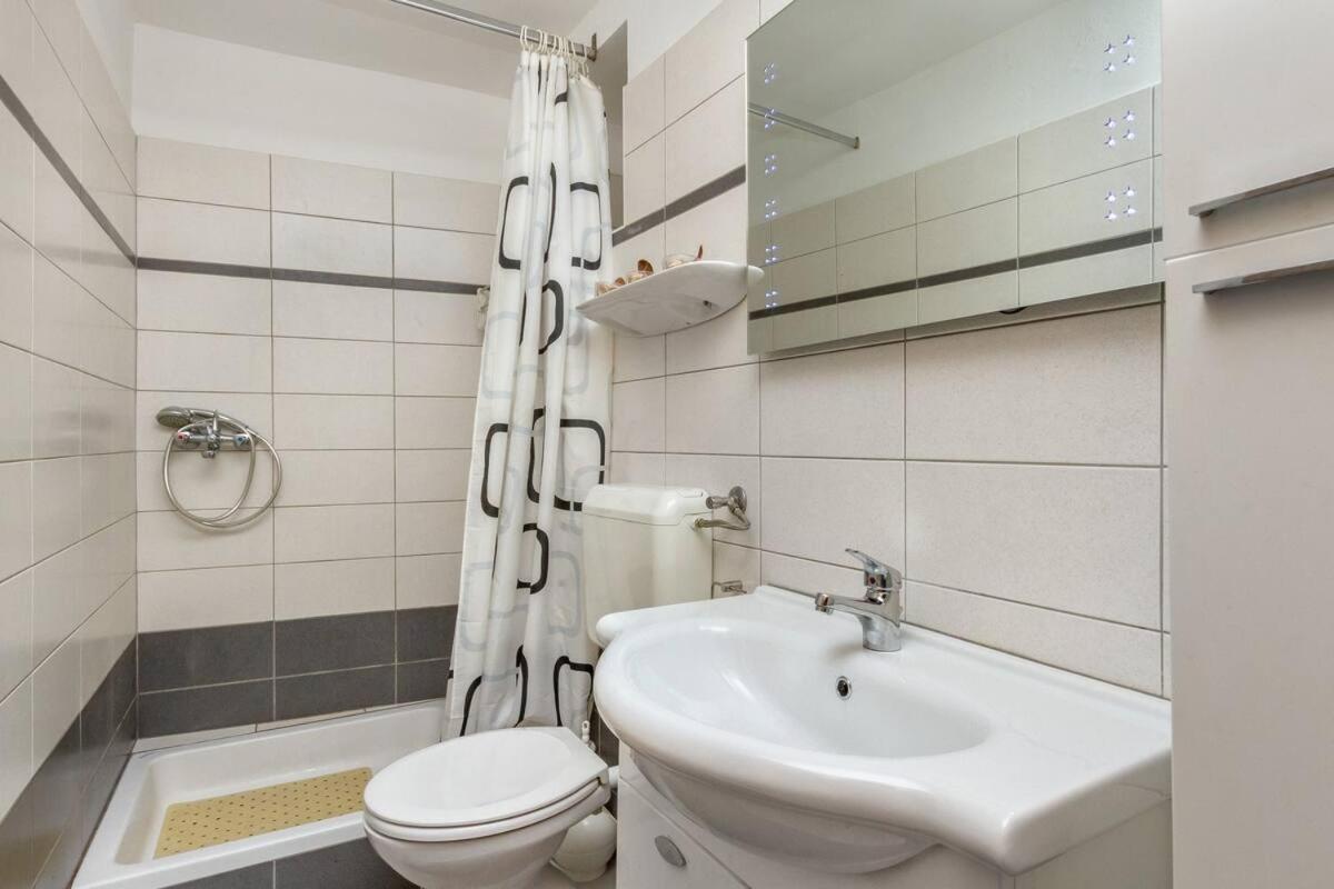 Aparrtment Terra- Combine Beach&Old Town Appartement Split Buitenkant foto