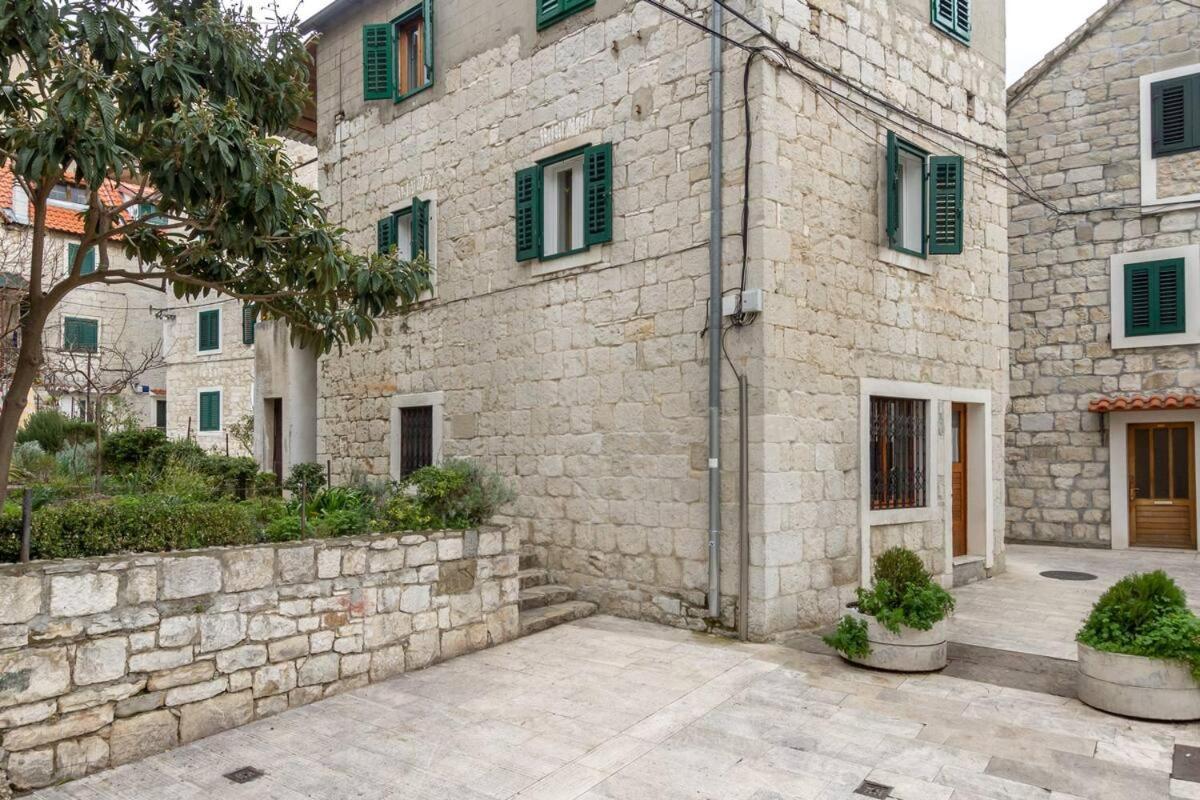 Aparrtment Terra- Combine Beach&Old Town Appartement Split Buitenkant foto