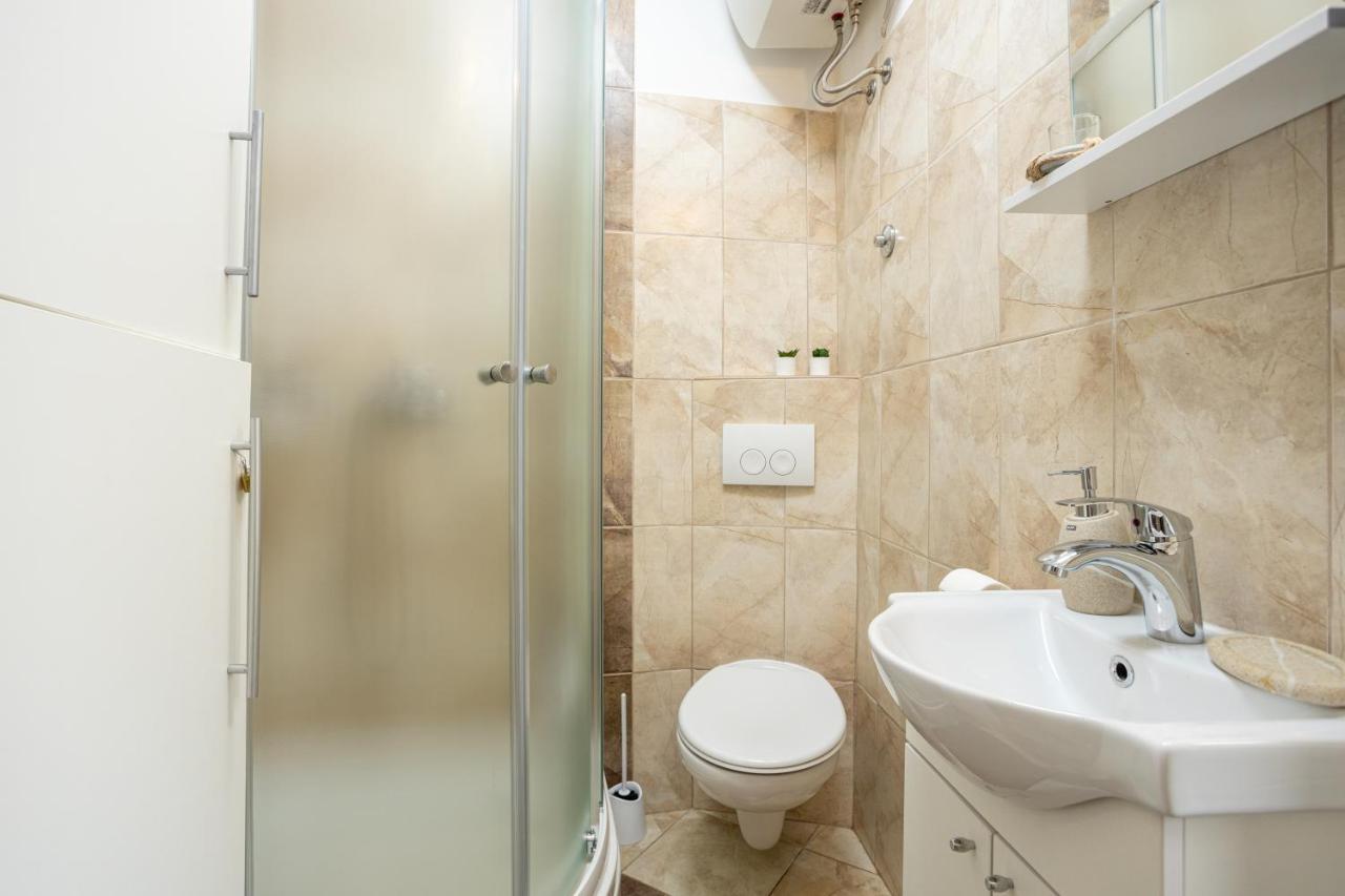 Aparrtment Terra- Combine Beach&Old Town Appartement Split Buitenkant foto