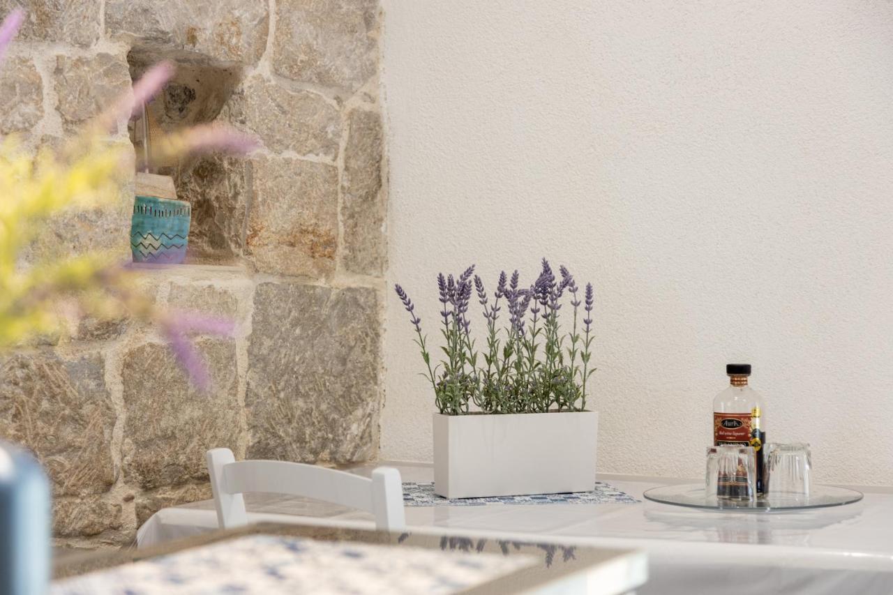 Aparrtment Terra- Combine Beach&Old Town Appartement Split Buitenkant foto